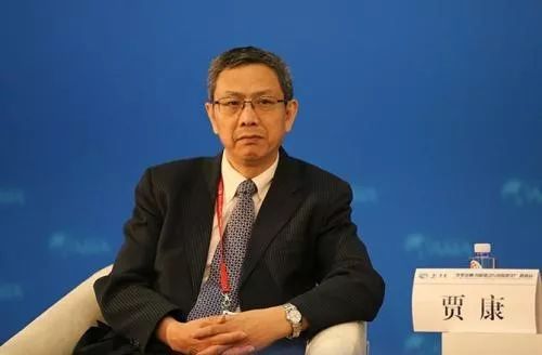 路漫漫其修远兮，吾将上下而求索 ——回顾贾康奋斗30年的经济研究之路