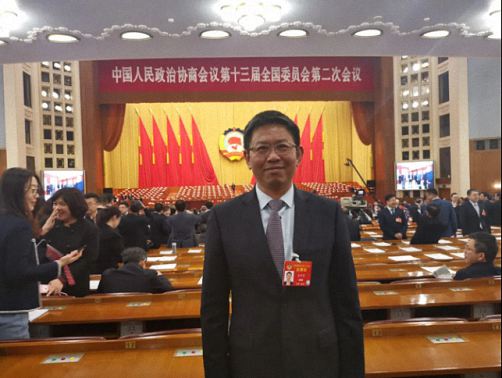全国两会上的江财声音丨全国政协委员、江西财经大学EMBA总裁15班 张华荣：建议在赣州建设中国工农红军长征纪念馆200.jpg