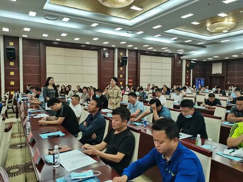 【学院动态】江西财经大学EMBA总裁班第116届高管论坛走进抚州2716.jpg 【学院动态】江西财经大学EMBA总裁班第116届高管论坛走进抚州2716.jpg