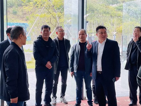 【学院动态】凝聚校友心 增进校友情——记抚州校友“互帮互学”牵手行活动第三站·乐安行705.jpg 【学院动态】凝聚校友心 增进校友情——记抚州校友“互帮互学”牵手行活动第三站·乐安行705.jpg