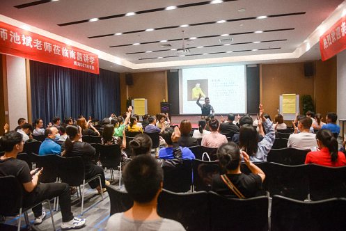 年终盘点丨我们的2021812.jpg 年终盘点丨我们的2021812.jpg