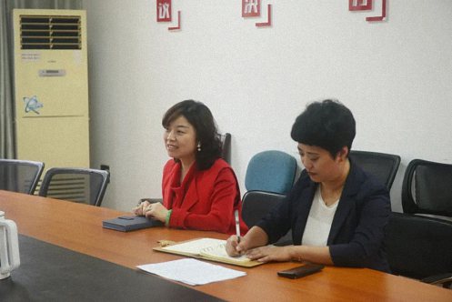 【中心动态】我校工商管理学院胡海波院长一行到EDP中心调研指导工作94.jpg 【中心动态】我校工商管理学院胡海波院长一行到EDP中心调研指导工作94.jpg