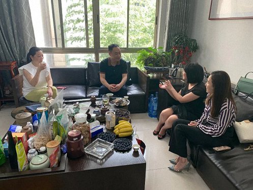 【学员走访】传承卓越,见证辉煌——记走访江西财大新商界83班钟小凤同学324.jpg 【学员走访】传承卓越,见证辉煌——记走访江西财大新商界83班钟小凤同学324.jpg