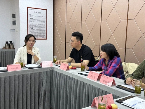 【学员走访】记走访江西财大新商界83班琚冰同学所在单位江西瀛洪仁律师事务所570.jpg 【学员走访】记走访江西财大新商界83班琚冰同学所在单位江西瀛洪仁律师事务所570.jpg