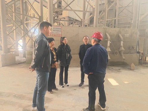 【学员走访】记走访江西财大新商界85班李文新同学企业——万年县大源公路建筑材料有限公司471.jpg 【学员走访】记走访江西财大新商界85班李文新同学企业——万年县大源公路建筑材料有限公司471.jpg