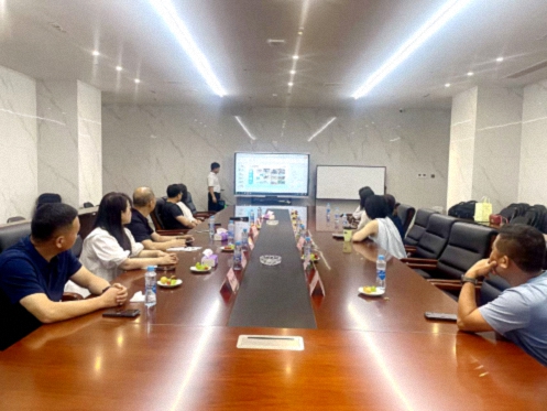 【学员走访】探秘匠心 智见未来——江财新商界95班走进恒信检测集团104.jpg 【学员走访】探秘匠心 智见未来——江财新商界95班走进恒信检测集团104.jpg