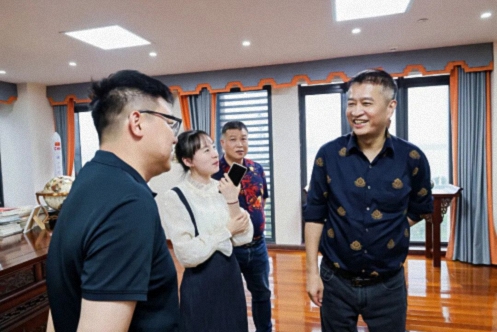 【班级活动】江西新商界总裁1班师生走进陈建新同学企业——江西融侨医疗科技集团55.jpg 【班级活动】江西新商界总裁1班师生走进陈建新同学企业——江西融侨医疗科技集团55.jpg
