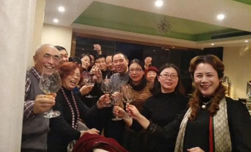 【班级活动】江西新商界总裁1班师生走进陈建新同学企业——江西融侨医疗科技集团1325.jpg 【班级活动】江西新商界总裁1班师生走进陈建新同学企业——江西融侨医疗科技集团1325.jpg